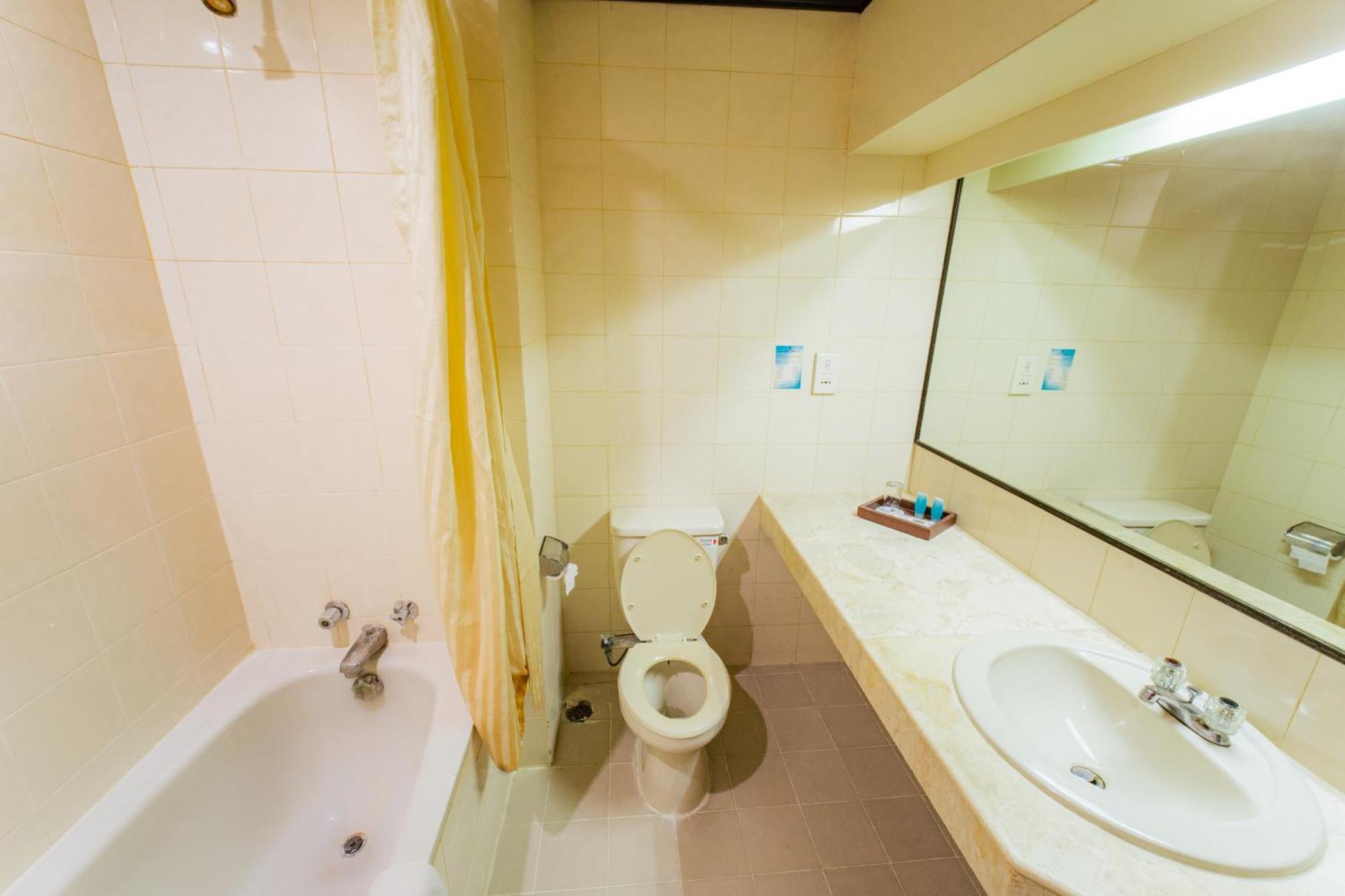 Adika Hotel Bahtera Klandasan Kecil Dış mekan fotoğraf
