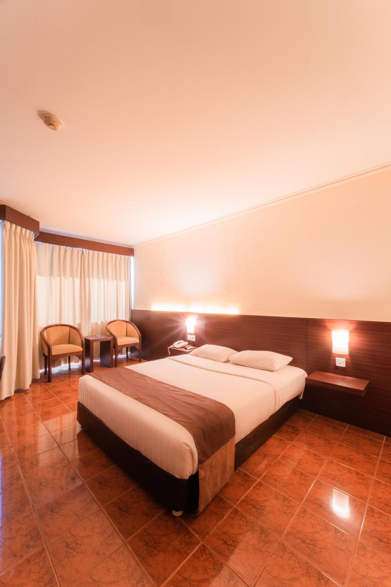 Adika Hotel Bahtera Klandasan Kecil Dış mekan fotoğraf