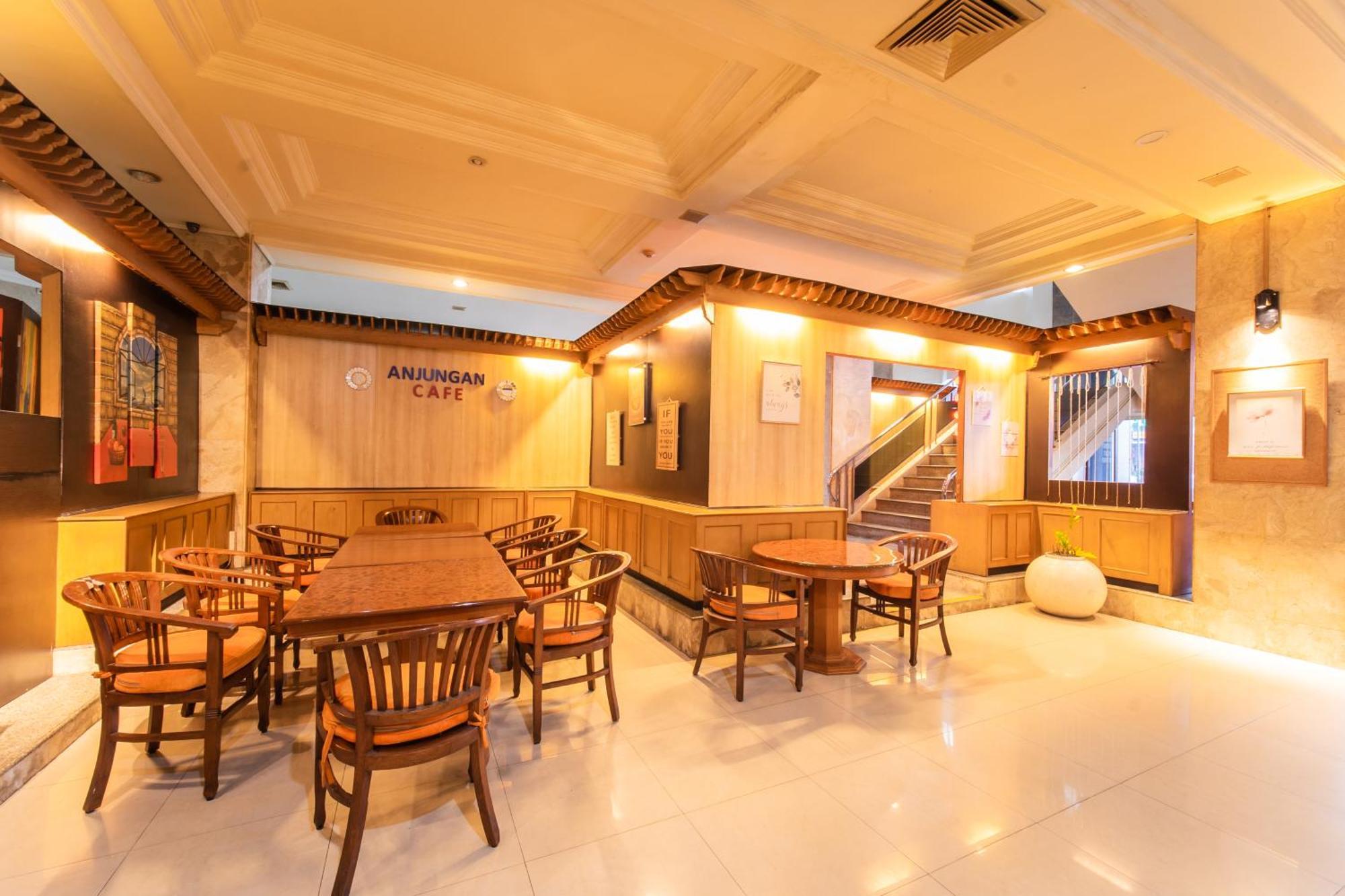 Adika Hotel Bahtera Klandasan Kecil Dış mekan fotoğraf